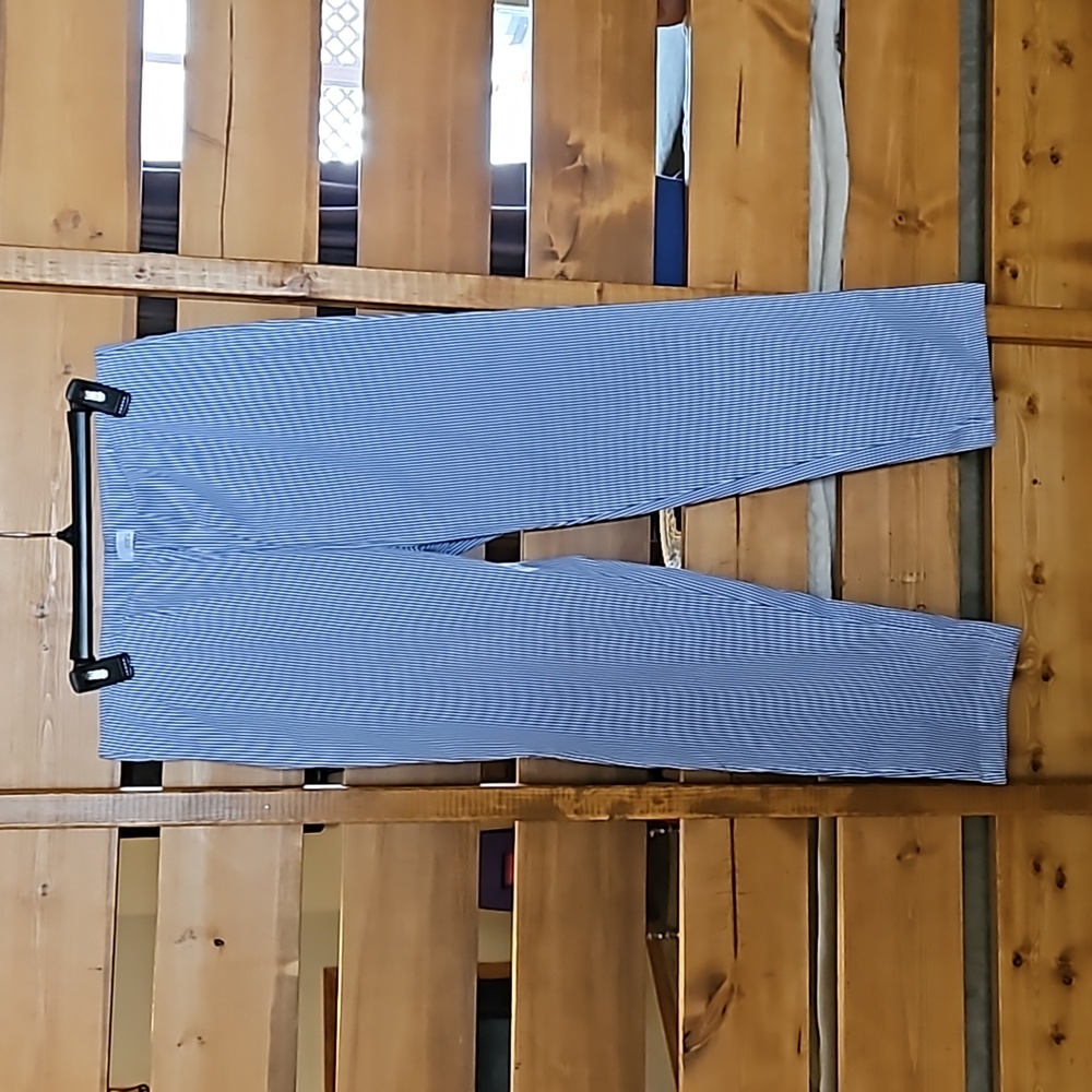 ECRU Sz12 NWOT Seersucker Capris